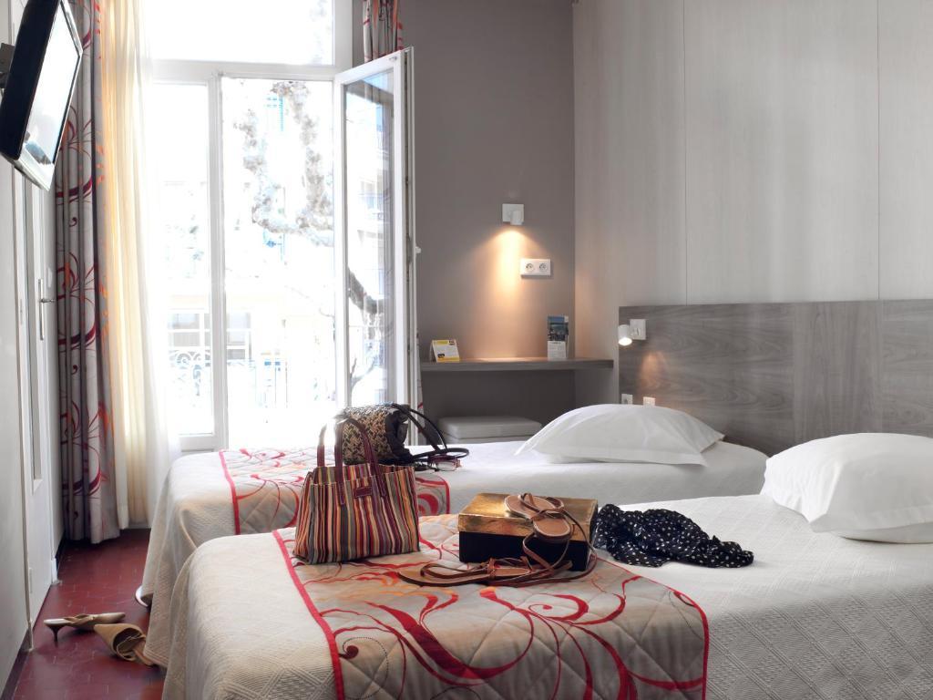 Brit Hotel Confort Le Revest แซ็งต์-แมกซีม ห้อง รูปภาพ
