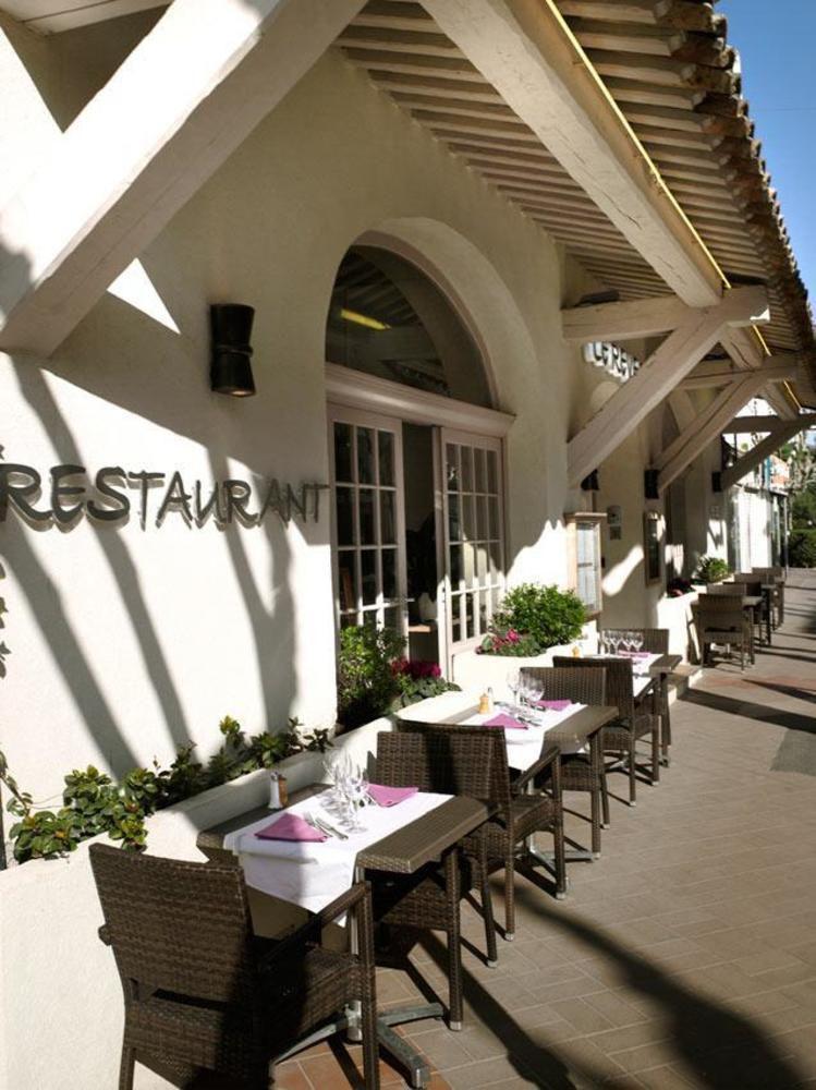 Brit Hotel Confort Le Revest แซ็งต์-แมกซีม ภายนอก รูปภาพ